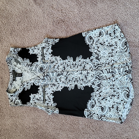 Top - Picture 2 of 4